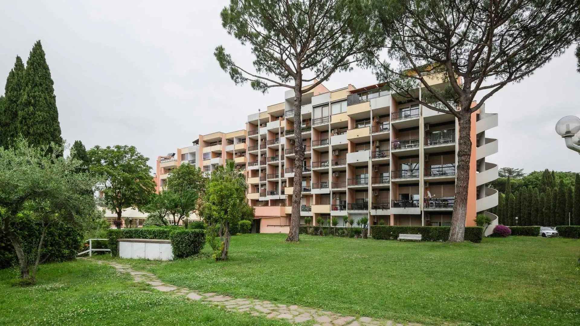 Parco Tirreno Apartment-Zeno 44 Rome Apartment